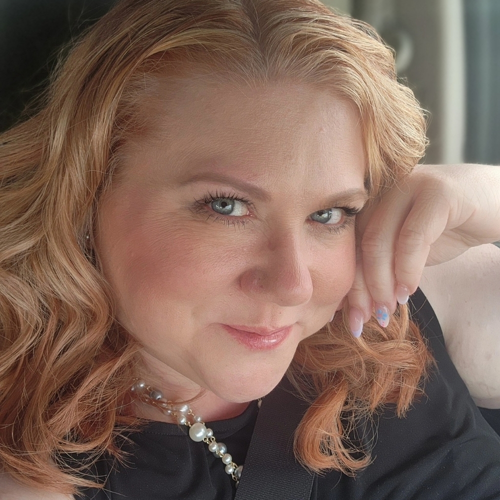 Meet your Posher, April